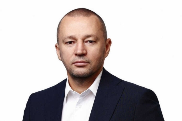 Лидзарь и &laquo;Роснефть&raquo; меняют правила игры в &laquo;Юнипро&raquo; перед выборами через премии и фото
