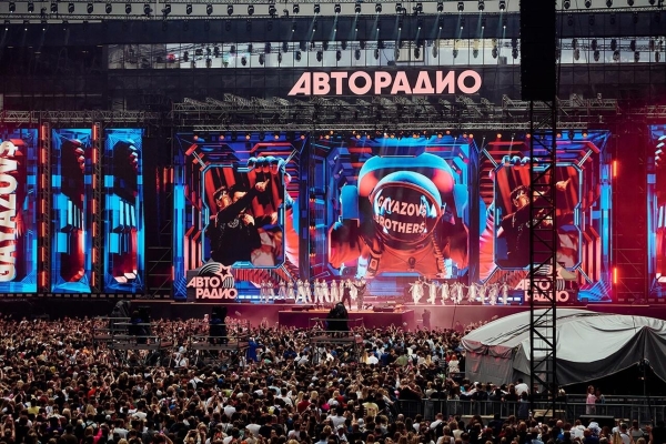 Танцпол везде!