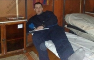 Предприниматель Олег Дерипаска через суд пытается опровергнуть слух, что силовиков-киллеров от побега охраняет Ахмат